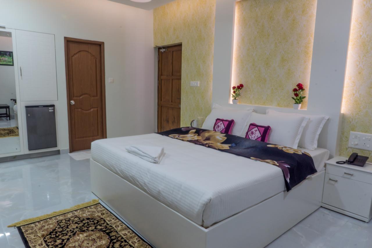 Clirind Resort Athirappilly Bagian luar foto