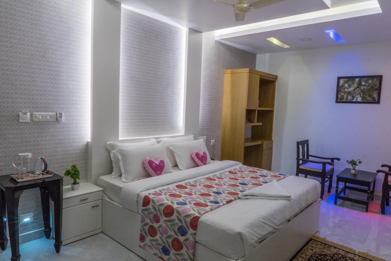 Clirind Resort Athirappilly Bagian luar foto