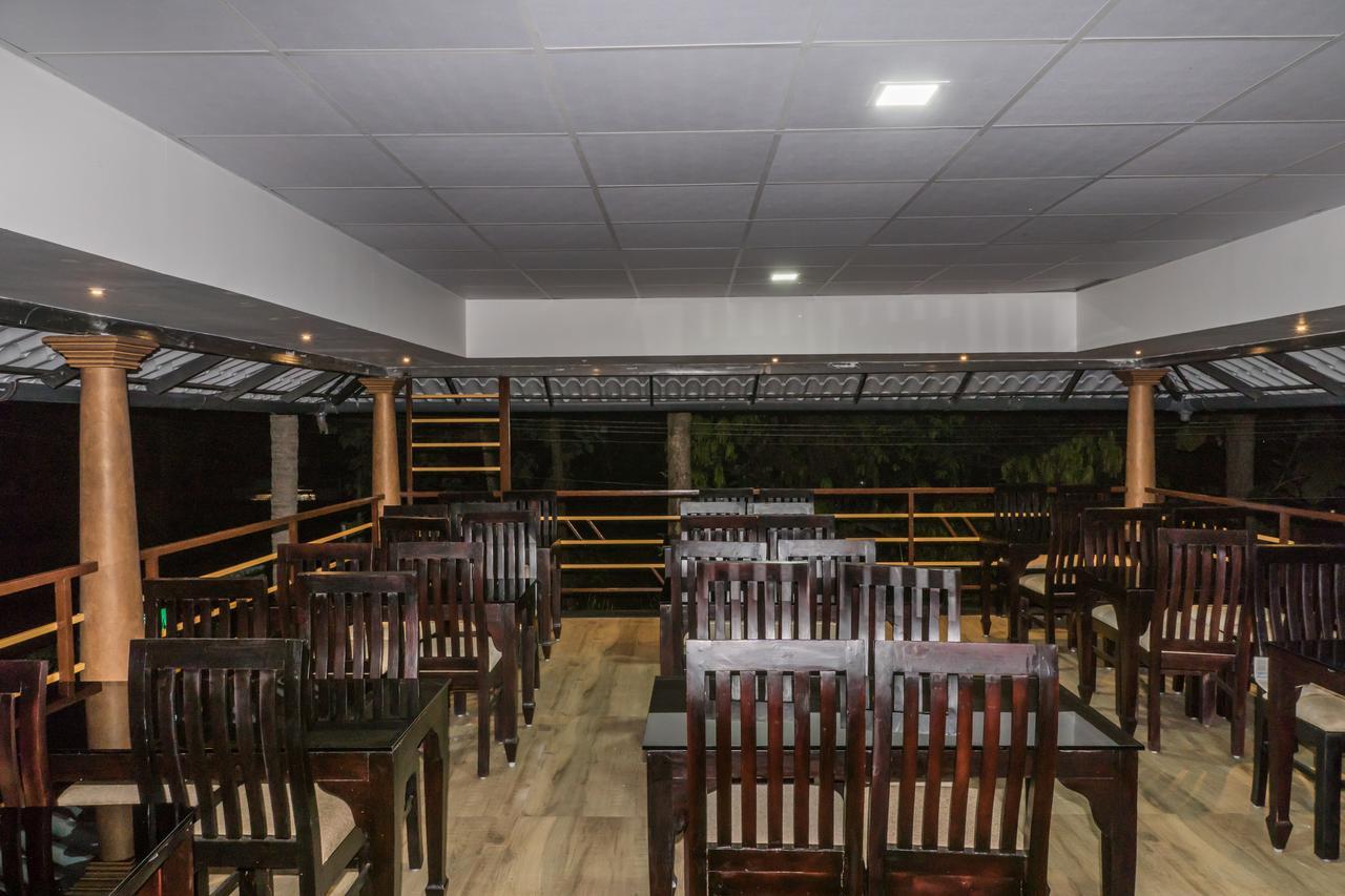Clirind Resort Athirappilly Bagian luar foto